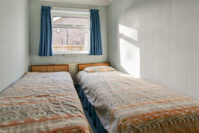 bedroom 3.JPG