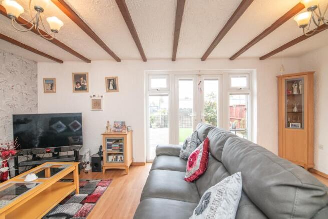 Henn Drive, TIPTON, DY4 9NN photo 4