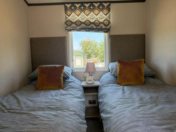 2 bed Lodge for sale Image 7