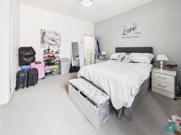 2 bed Terraced for sale Image 5