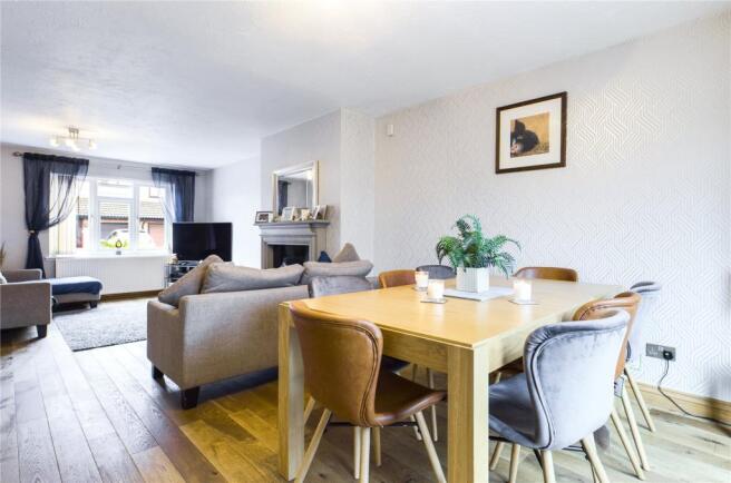 Living/Dining Room