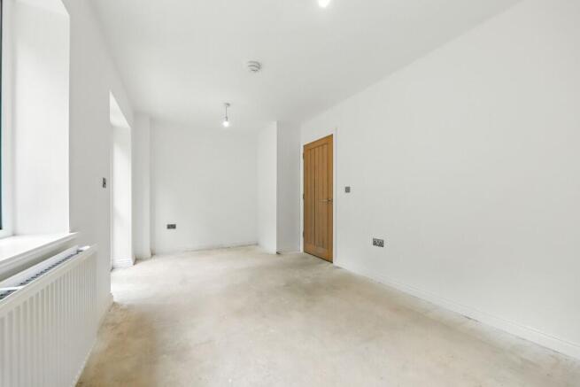 3 bed Semi-Detached for sale Image 9