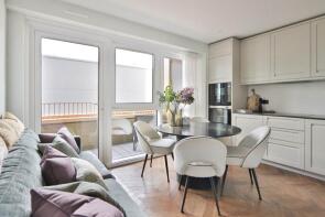 Flat 47, Manners House, Brook Street, Kingston Upon Thames KT1 2BN