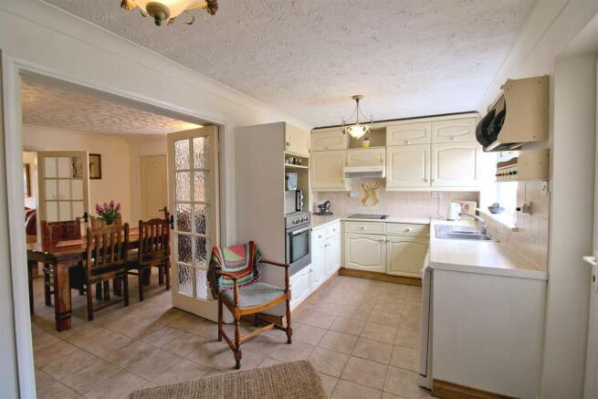 kitchen-breakfast