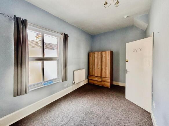 5 bed Terraced for sale Image 11