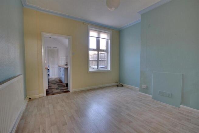 2 bed Terraced for sale Image 4