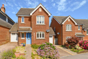 18, Crowhurst Crescent, Pulborough RH20 4QU