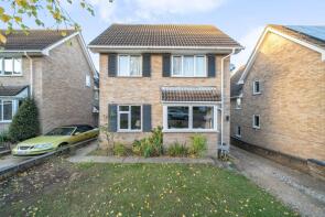 10, Rolvenden Gardens, Bromley BR1 2TN