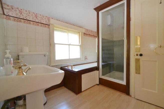 bathroom.JPG