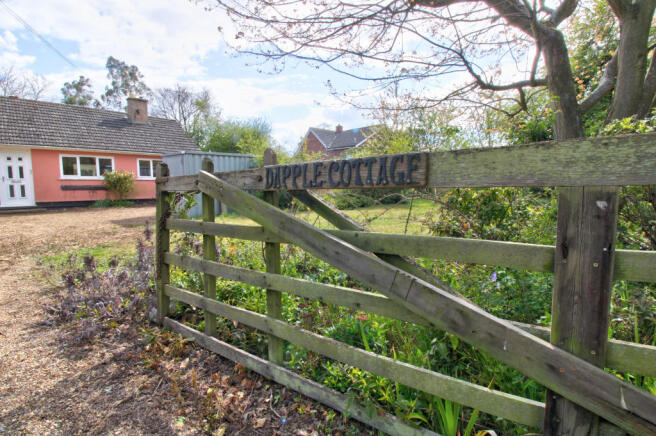Gate