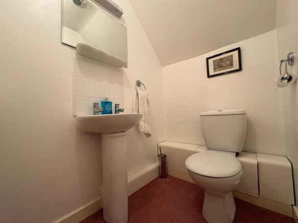 3 bed Detached for sale Image 9