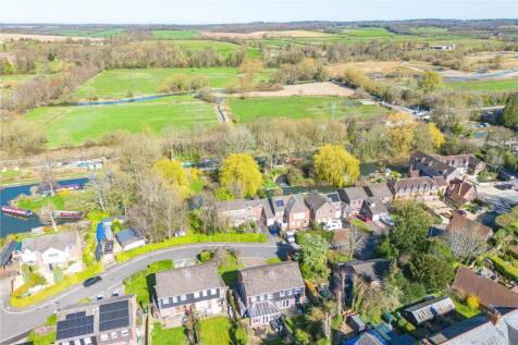 Millbank, Kintbury, Hungerford, Berkshire, RG17