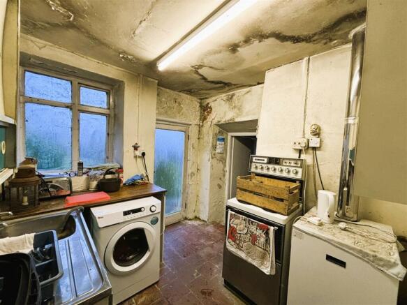 Kitchen.jpeg