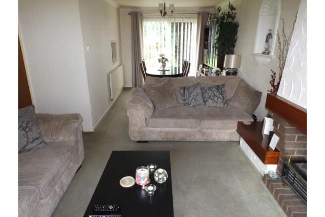 Lounge/Dining Room