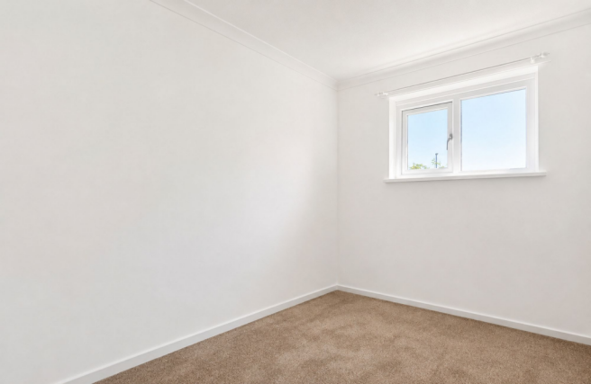 3 bed Terraced to rent Image 12