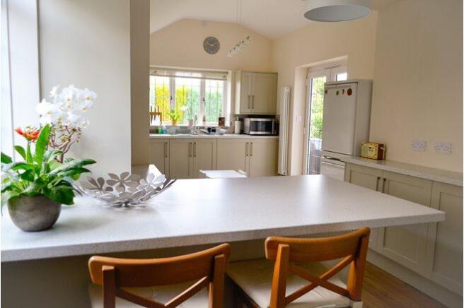 Kitchen / Breakfast
