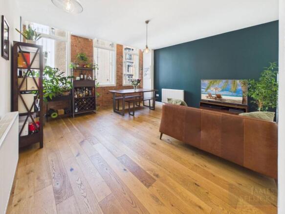 Open Plan Living/Dining Area