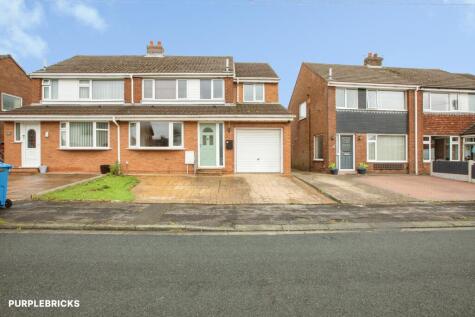 Hawthorne Avenue, Newton with Scales, Preston, PR4