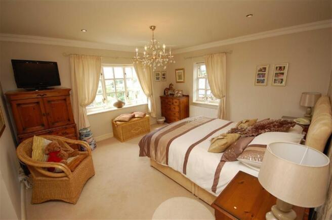 Guest Bedroom Suite