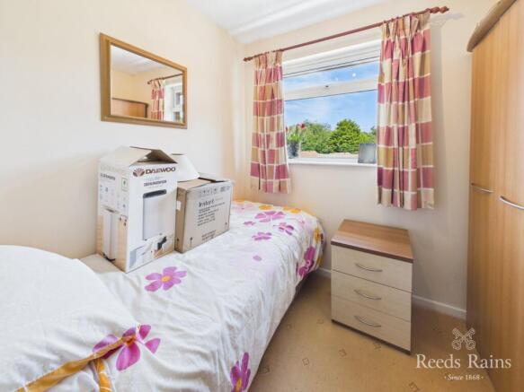 3 bed Semi-Detached for sale Image 8