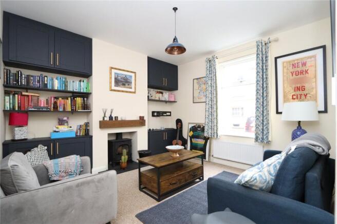 Buckingham Street, Wolverton, MK12 photo 2