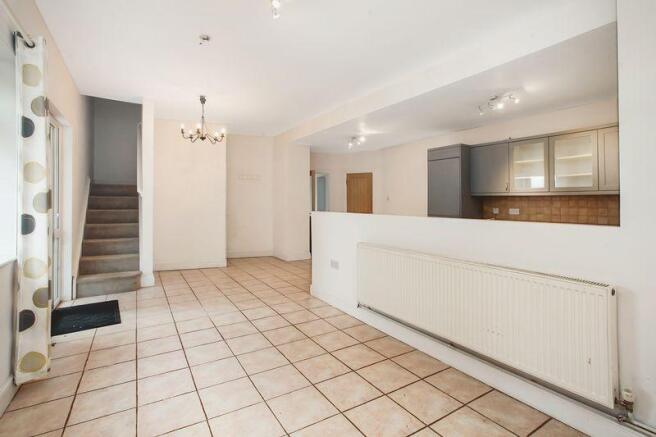 kitchen/family...
