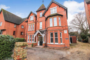 Flat 4, 36 Culver House, Linden Road, Bedford MK40 2DD