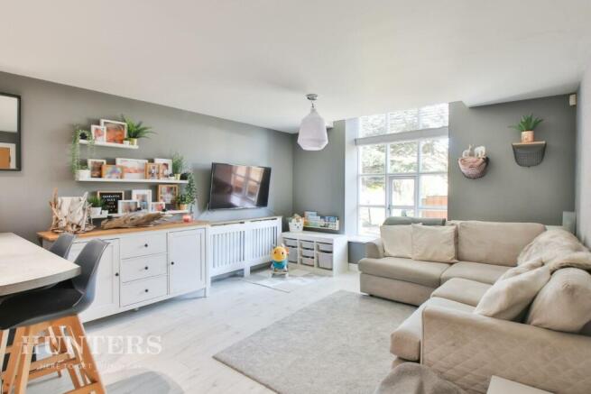 OPEN PLAN LOUNGE KITCHEN DINER
