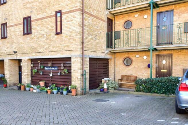 Driveway/Parking