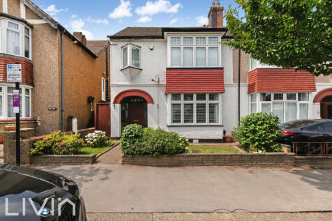 Brickwood Road, Croydon