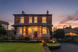 82, Mottram Old Road, Hyde SK14 5NJ