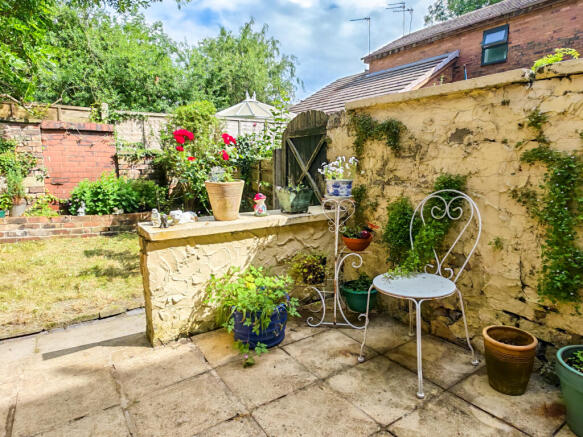 COTTAGE GARDEN