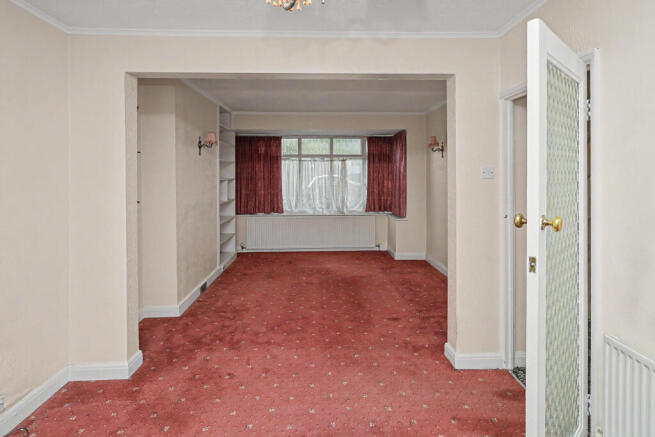 172 Havering Road, Romford RM1 4TD