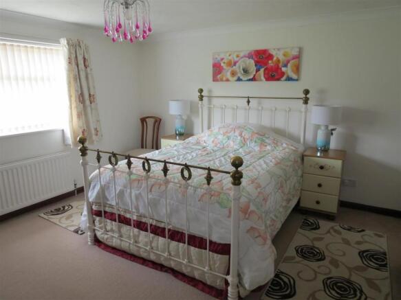 Bedroom 1: