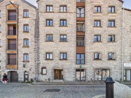 Flat 18, Dolphin House, Sutton Wharf, Plymouth PL4 0BL