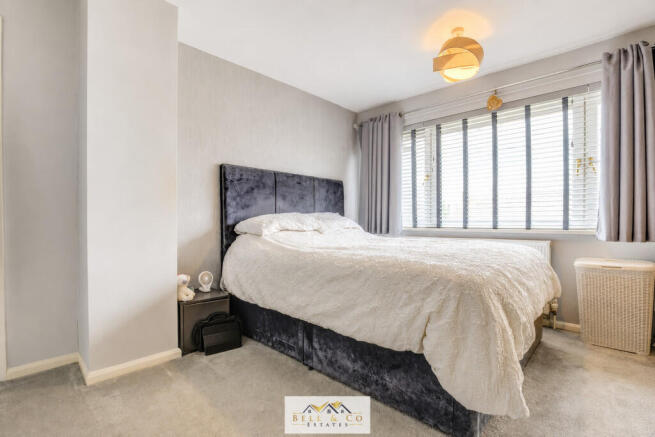 3 bed Semi-Detached for sale Image 12