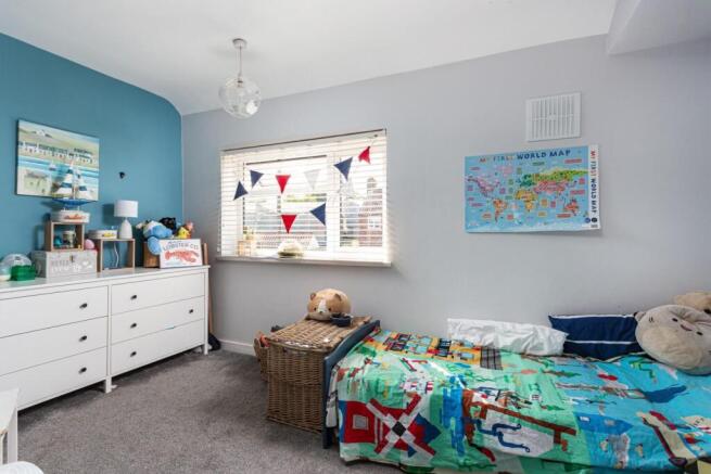 3 bed House for sale Image 9