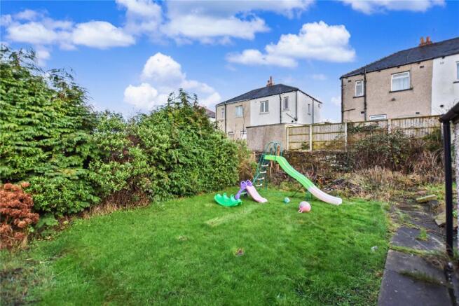 3 bed Semi-Detached for sale Image 11