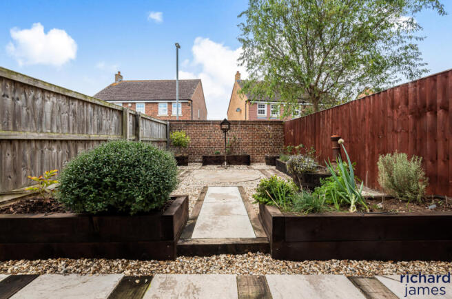 Garden Additional