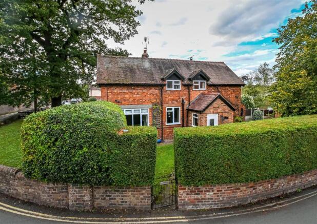3-bed detached on The Coach House, Cliff Road, Bridgnorth, £475,000