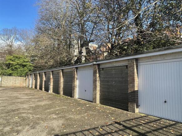 Garage block.jpeg