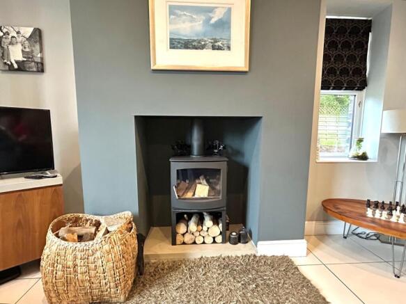 4 bed Detached for sale Image 10