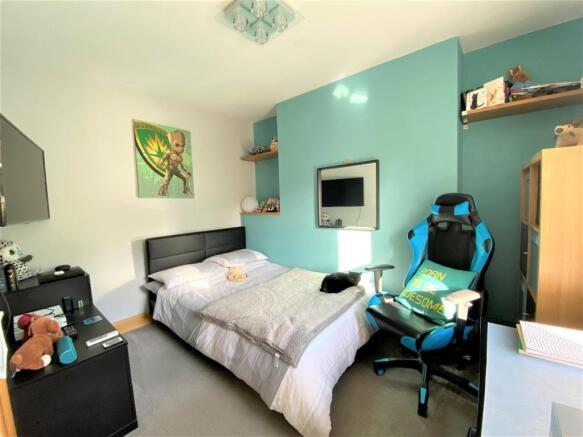 Photo 12