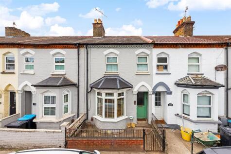 Welcomes Terrace, Godstone Road, Whyteleafe