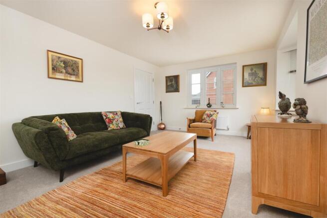 31 Hurley Place, Hugglescote