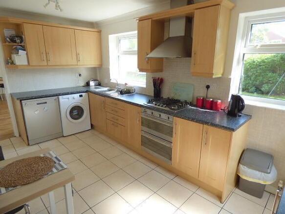 Kitchen b