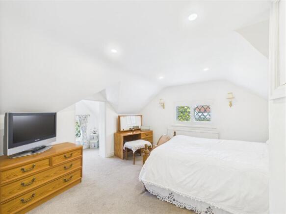 2 bed Cottage for sale Image 10