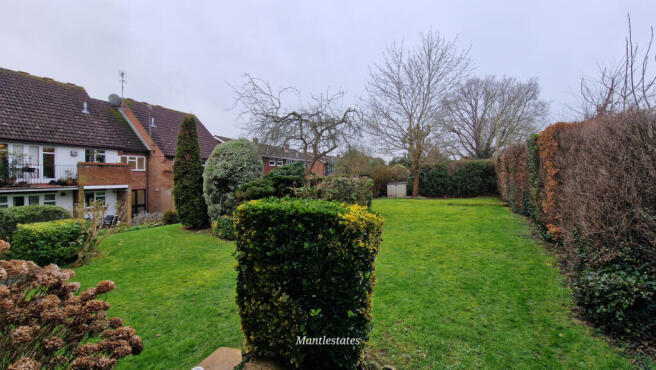 COMMUNAL GARDENS