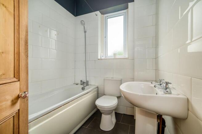 3 bed Terraced for sale Image 10