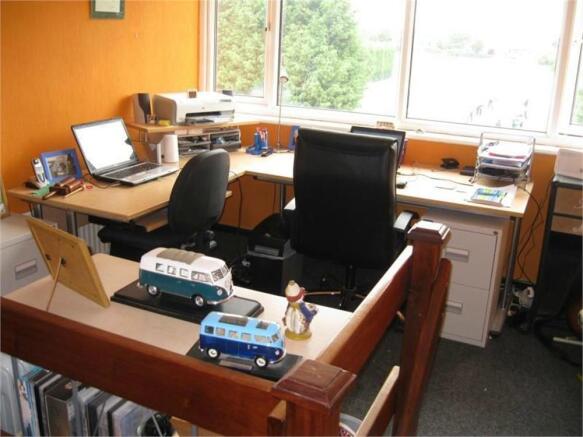 Photo 13